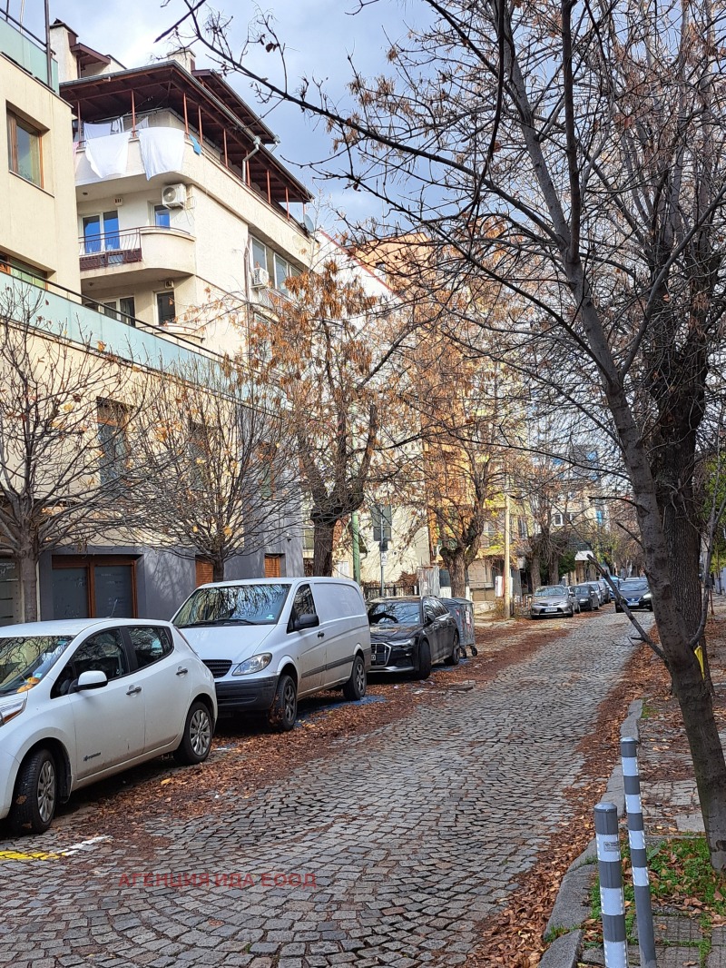 Продава МНОГОСТАЕН, гр. София, Медицинска академия, снимка 15 - Апартаменти - 52820058