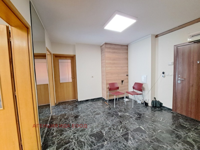 Продава МНОГОСТАЕН, гр. София, Медицинска академия, снимка 13 - Апартаменти - 52820058