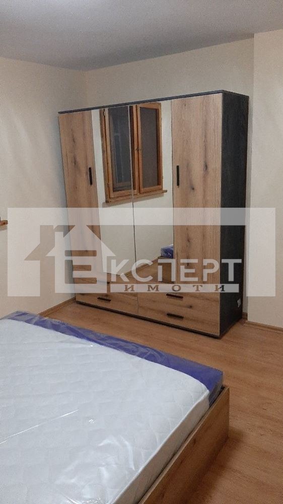 Продава ЕТАЖ ОТ КЪЩА, гр. Пловдив, Каменица 2, снимка 3 - Етаж от къща - 48598762