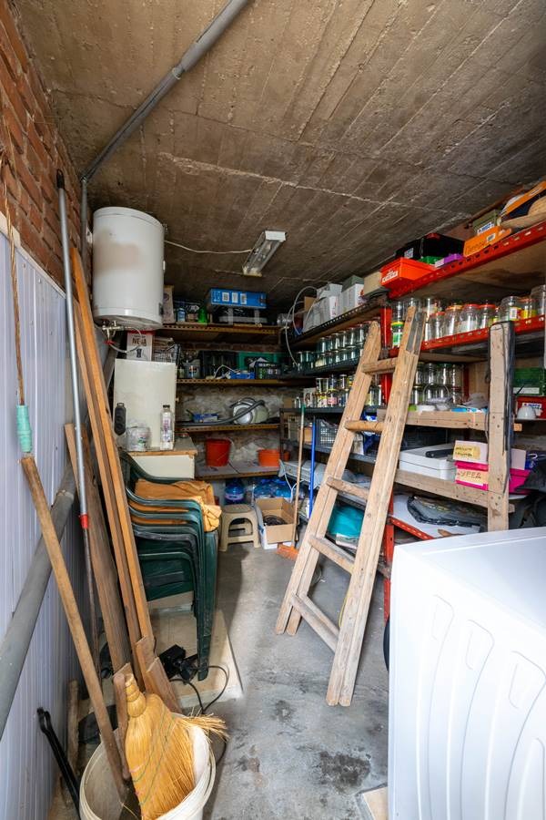 Продава ЕТАЖ ОТ КЪЩА, гр. Пловдив, Кършияка, снимка 12 - Етаж от къща - 54219196