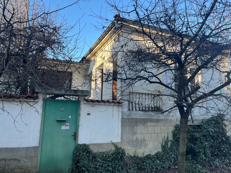 Продава КЪЩА, гр. Казанлък, област Стара Загора, снимка 2 - Къщи - 52822550