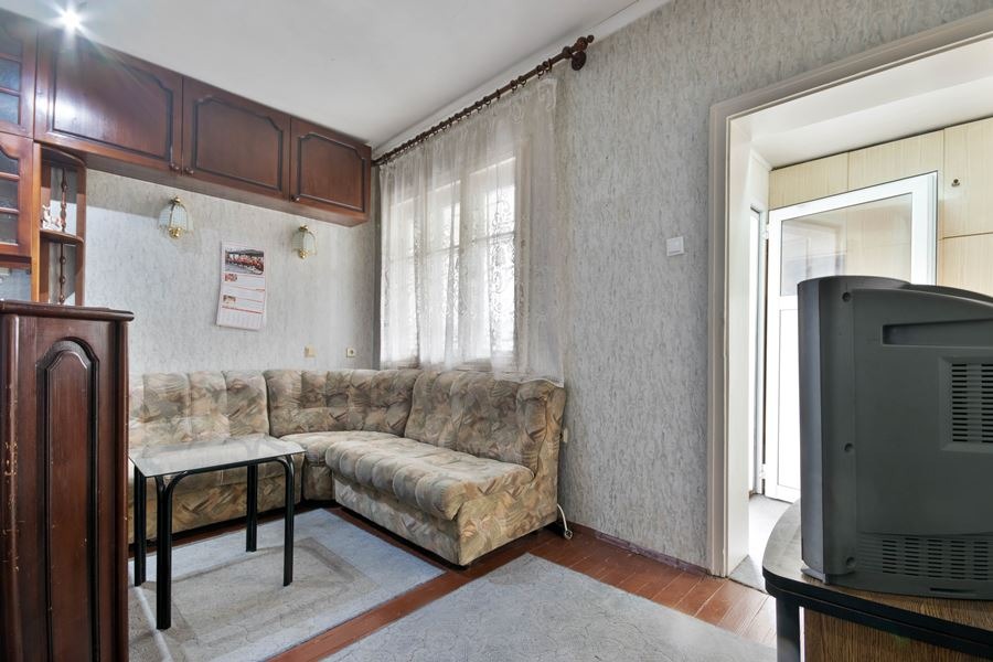 Продава ЕТАЖ ОТ КЪЩА, гр. Пловдив, Кършияка, снимка 7 - Етаж от къща - 54219196