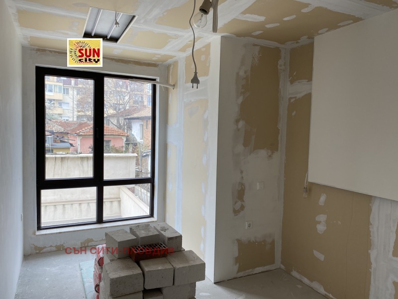 Продава 2-СТАЕН в град Пловдив, Каменица 2 - 78 кв.м / 150 000 € » 293 374.50 лв., СЪН СИТИ-ПЛОВДИВ