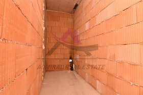 2 quartos Izgrev, Varna 4
