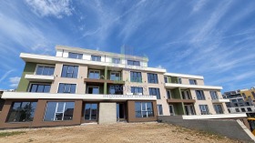Продава  Многостаен, град Варна