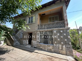 Casa Belashtitsa, región Plovdiv 1