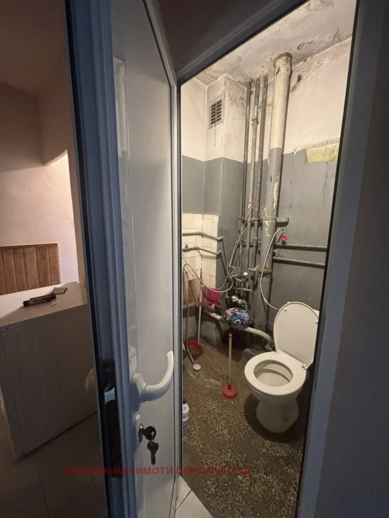 Продава 2-СТАЕН, гр. Перник, Димова махала, снимка 12 - Апартаменти - 52359988