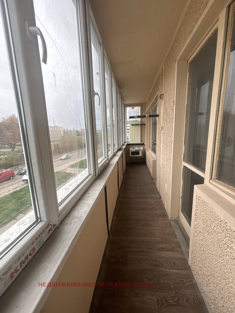 Продава 2-СТАЕН, гр. Перник, Димова махала, снимка 2 - Апартаменти - 52359988