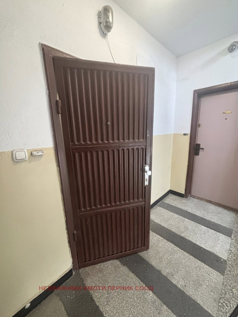 Продава 2-СТАЕН, гр. Перник, Димова махала, снимка 14 - Апартаменти - 52359988