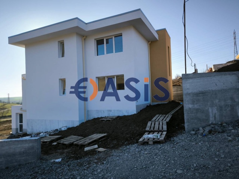 Продава КЪЩА, с. Черни връх, област Бургас, снимка 5 - Къщи - 52124469