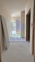 Продава МНОГОСТАЕН, гр. Варна, Свети Никола, снимка 5
