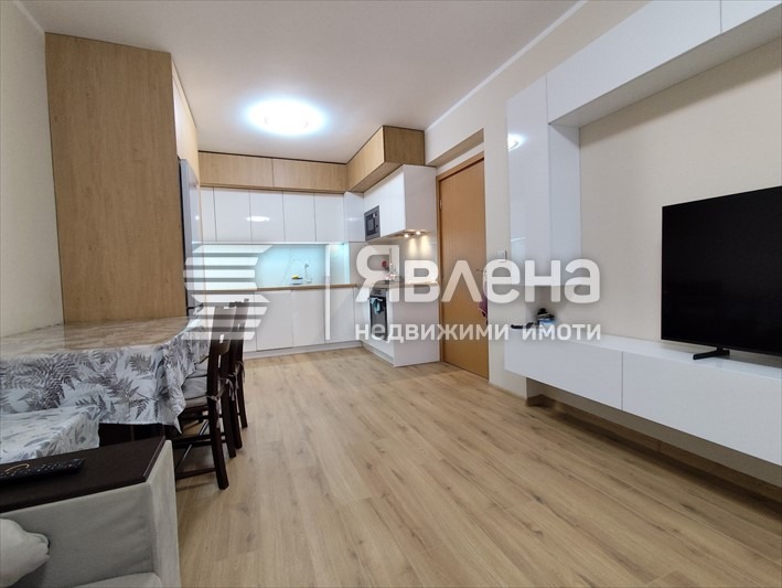 Продава 3-СТАЕН, 81 кв.м.175 000 €342 270.25 лв.град Пловдив, Кючук Париж 06:34 на 02 Декември 2025 Продава 3-СТАЕН, 81 кв.м.175 000 €342 270.25 лв.град Пловдив, Кючук Париж 06:34 на 02 Декември 2025