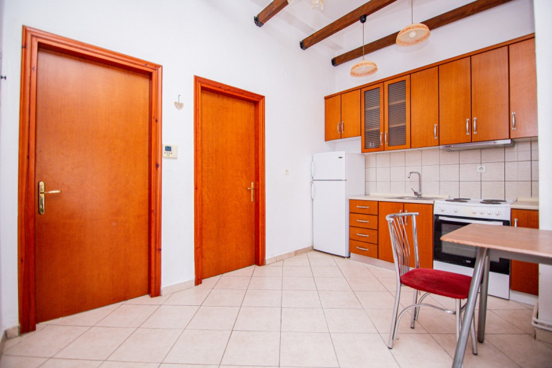 Продава 3-СТАЕН, гр. Бургас, Център, снимка 7 - Апартаменти - 54508648