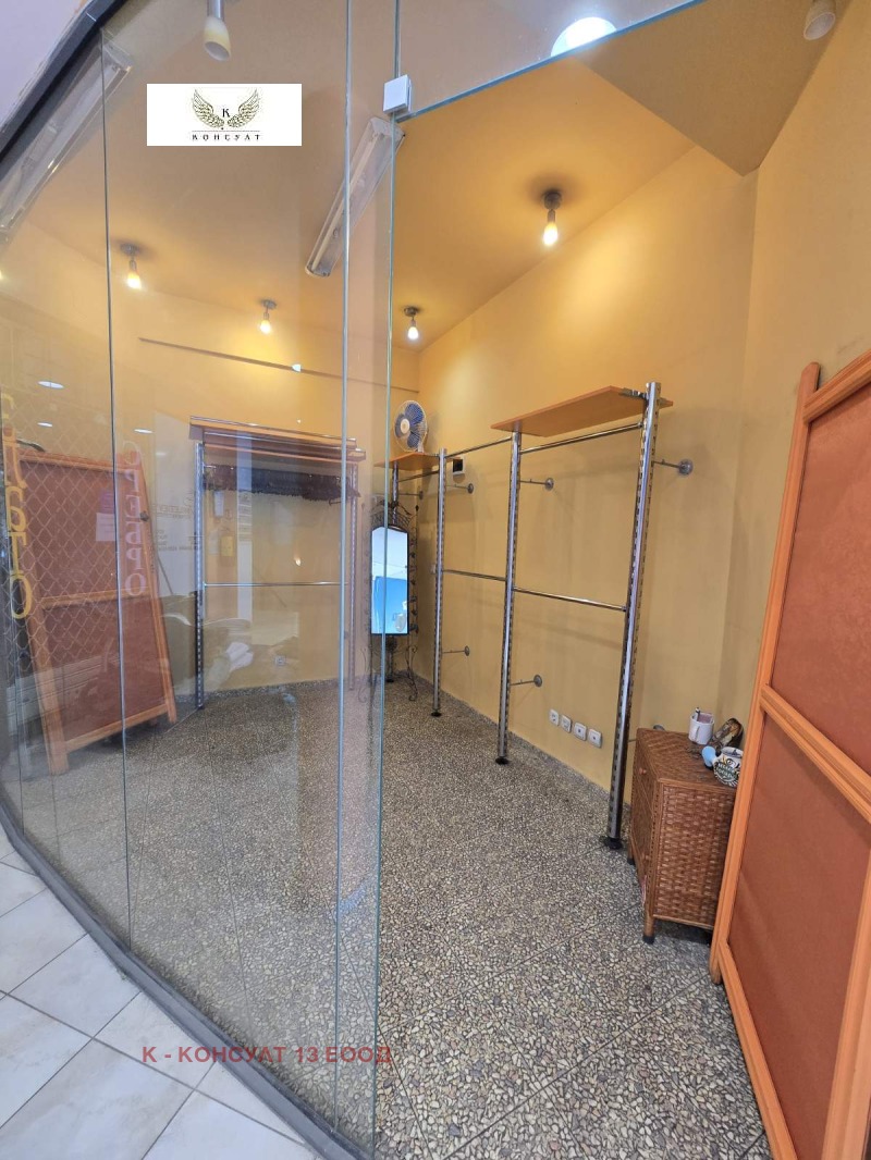 En venta  Comercio Sofia , Lozenets , 14 metros cuadrados | 53182197 - imagen [2]