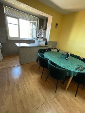 2 Schlafzimmer Trakija, Schumen 8