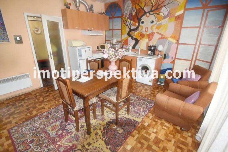 Zu verkaufen  1 Schlafzimmer Plowdiw , Kjutschuk Parisch , 70 qm | 75534762 - Bild [2]