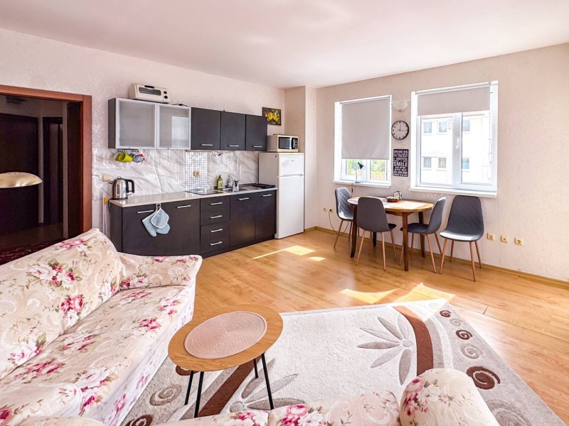Продава  2-стаен област Бургас , с. Равда , 61 кв.м | 73501684