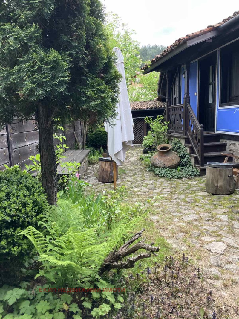 Продава КЪЩА, гр. Копривщица, област София област, снимка 4 - Къщи - 52245239