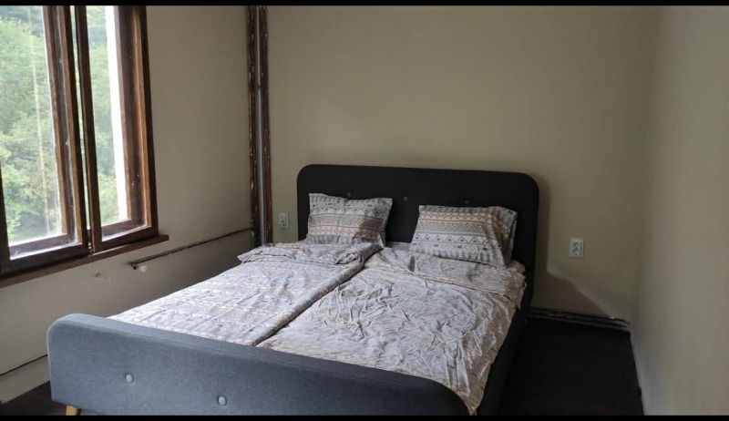 Продава КЪЩА, с. Церецел, област София област, снимка 10 - Къщи - 52691351