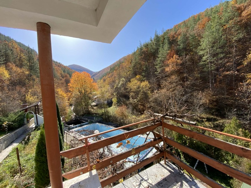 Продава КЪЩА, с. Церецел, област София област, снимка 6 - Къщи - 52691351