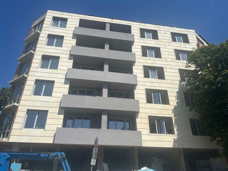 Продава ЗАВЕДЕНИЕ, гр. София, Банишора, снимка 2 - Заведения - 47045318