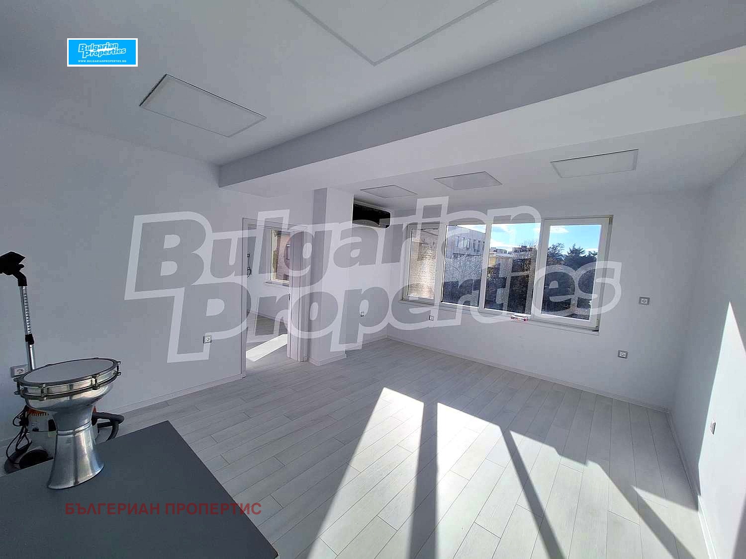 Продава 4-СТАЕН, гр. Благоевград, Идеален център, снимка 2 - Апартаменти - 48675437