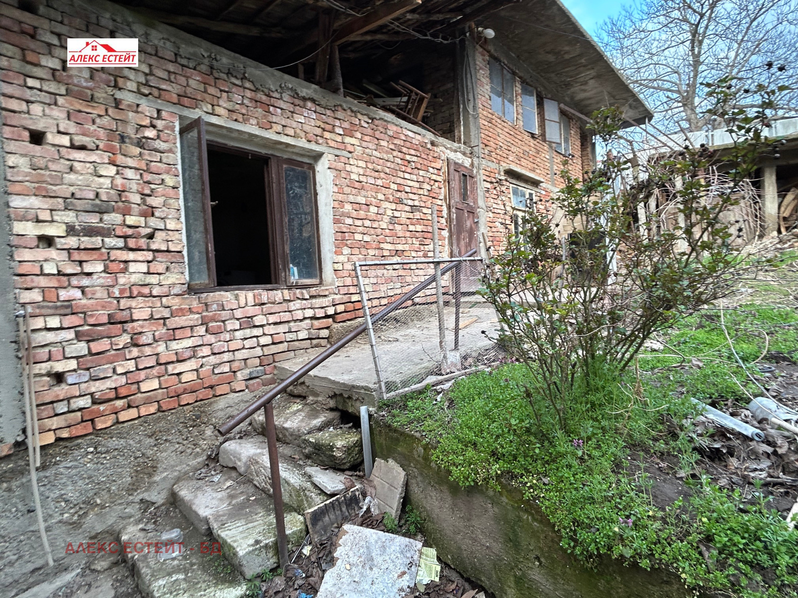 Продава КЪЩА, гр. Русе, Средна кула, снимка 3 - Къщи - 54258617