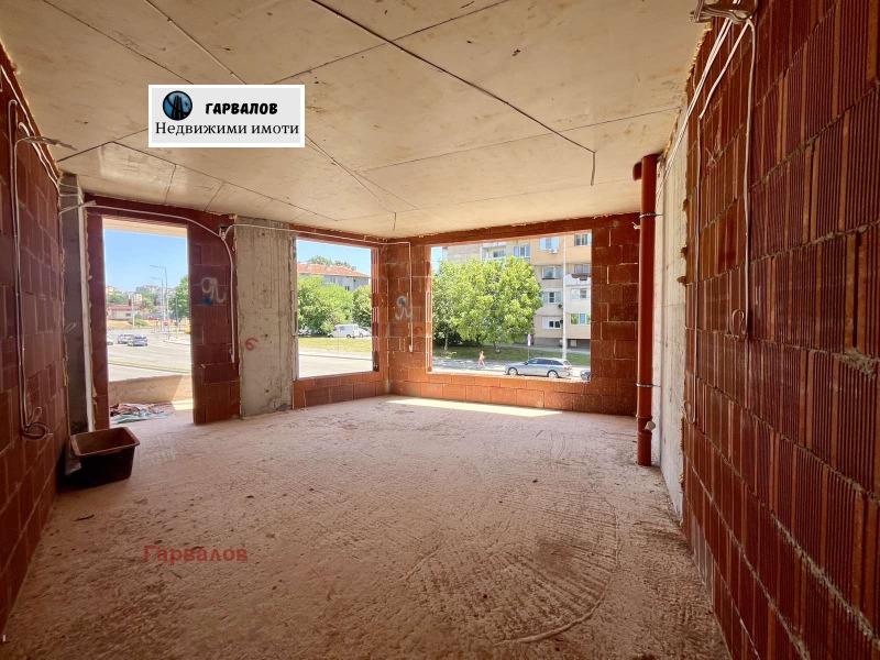 En venta  1 dormitorio Ruse , Tsentar , 92 metros cuadrados | 22694369