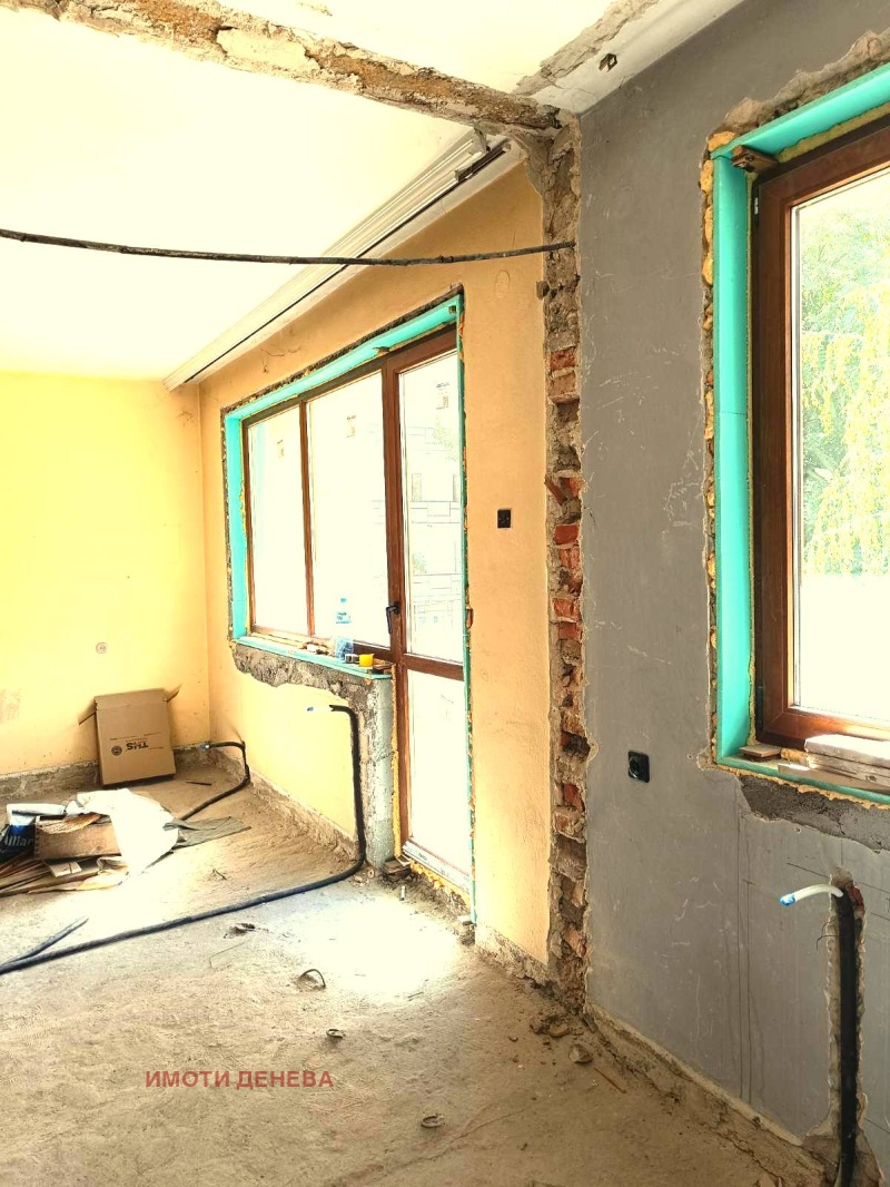 À vendre  2 chambres Dobritch , Kralska zona , 90 m² | 63603079