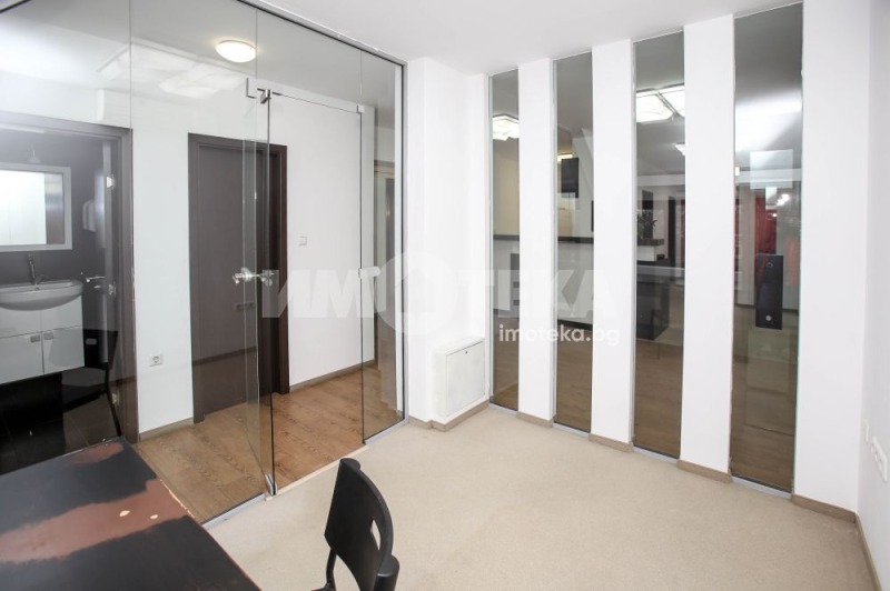 Продава ОФИС, гр. София, Бъкстон