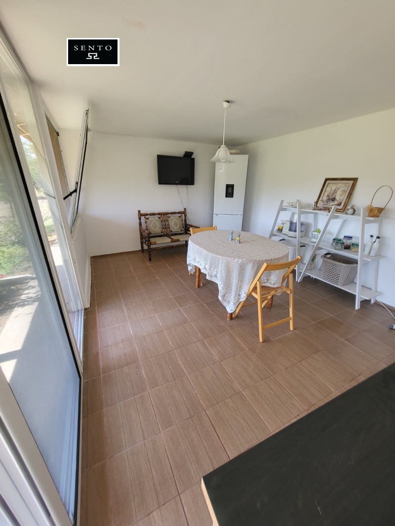 Продава КЪЩА, с. Новград, област Русе, снимка 11 - Къщи - 52506548