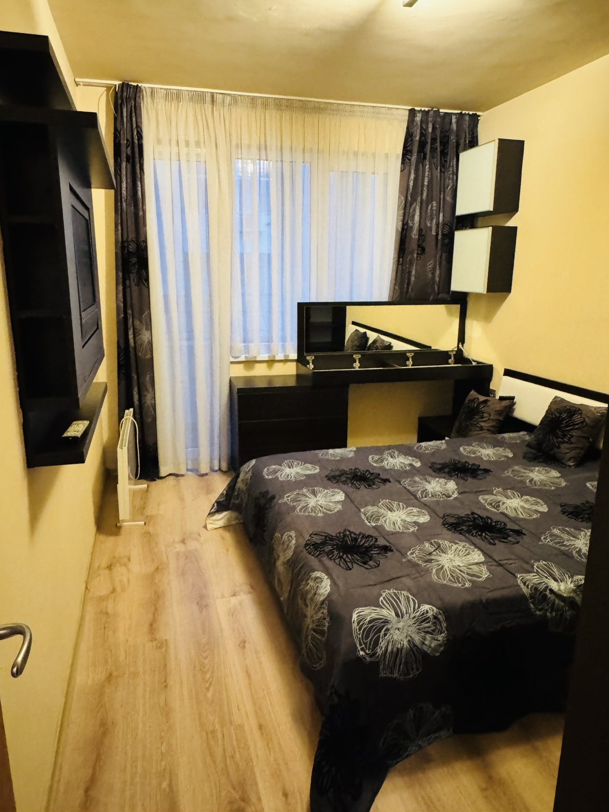 Продава МНОГОСТАЕН, гр. Варна, Конфуто, снимка 10 - Апартаменти - 54657917