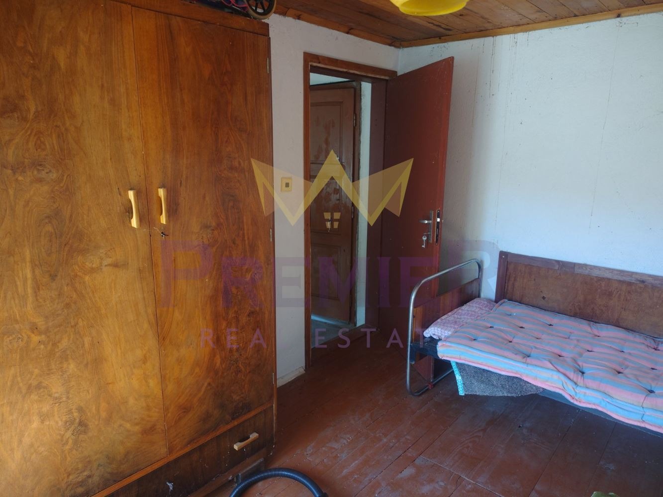 Продава КЪЩА, с. Лешниковци, област Перник, снимка 7 - Къщи - 54847292