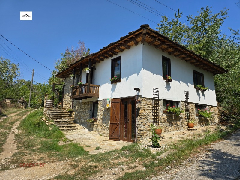 Продава КЪЩА в област Габрово, с. Каломен - 162 кв.м / 169 000 € » 330 535.27 лв., СЕЛЕКТ БГ