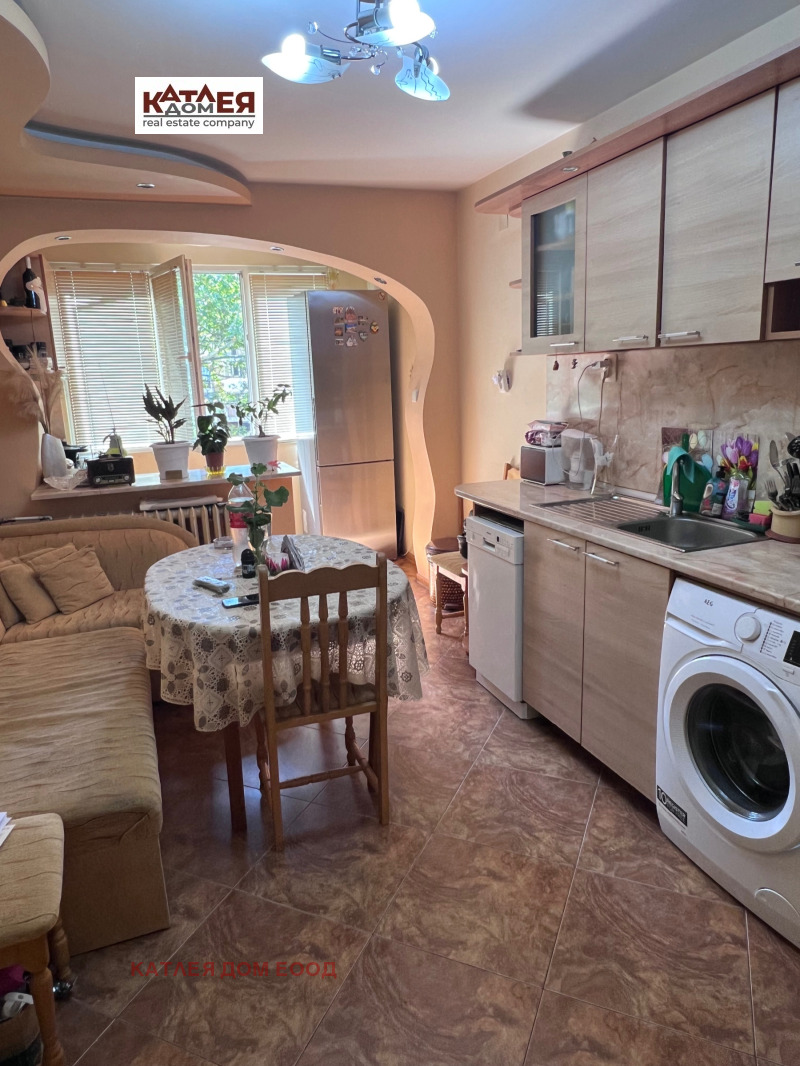 Zu verkaufen  1 Schlafzimmer Wraza , Zentar , 62 qm | 49716726