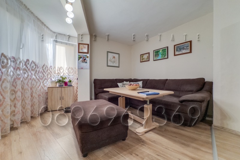 Продава  3-стаен град Варна , Погреби , 80 кв.м | 60710079 - изображение [3]