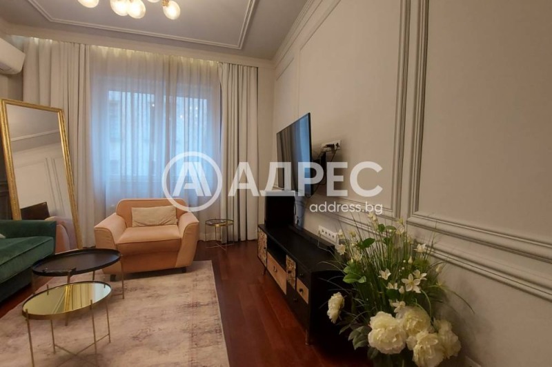 Продава 3-СТАЕН, гр. София, Център, снимка 5 - Апартаменти - 52569729