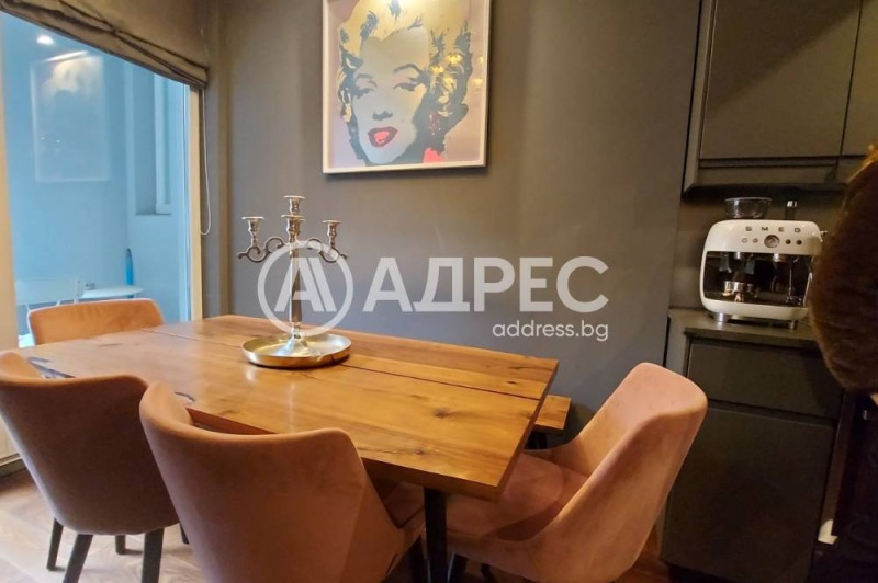 Продава 3-СТАЕН, гр. София, Център, снимка 14 - Апартаменти - 52569729