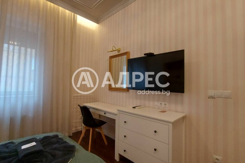 Продава 3-СТАЕН, гр. София, Център, снимка 9 - Апартаменти - 52569729