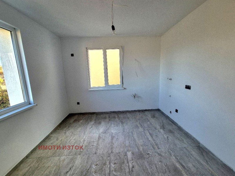 Продава КЪЩА, гр. Перник, Ралица, снимка 14 - Къщи - 52235785