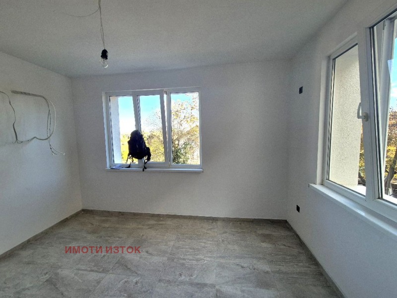 Продава КЪЩА, гр. Перник, Ралица, снимка 12 - Къщи - 52235785