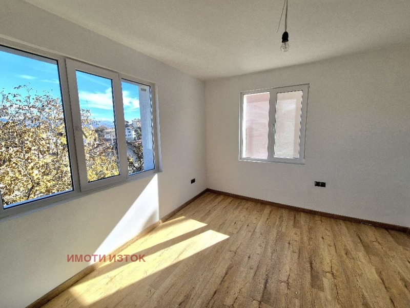 Продава КЪЩА, гр. Перник, Ралица, снимка 7 - Къщи - 52235785