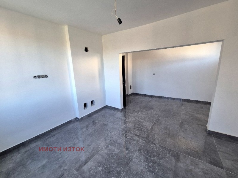 Продава КЪЩА, гр. Перник, Ралица, снимка 11 - Къщи - 52235785