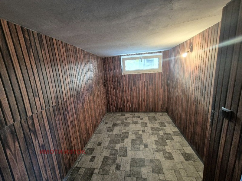 Продава КЪЩА, гр. Перник, Ралица, снимка 15 - Къщи - 52235785