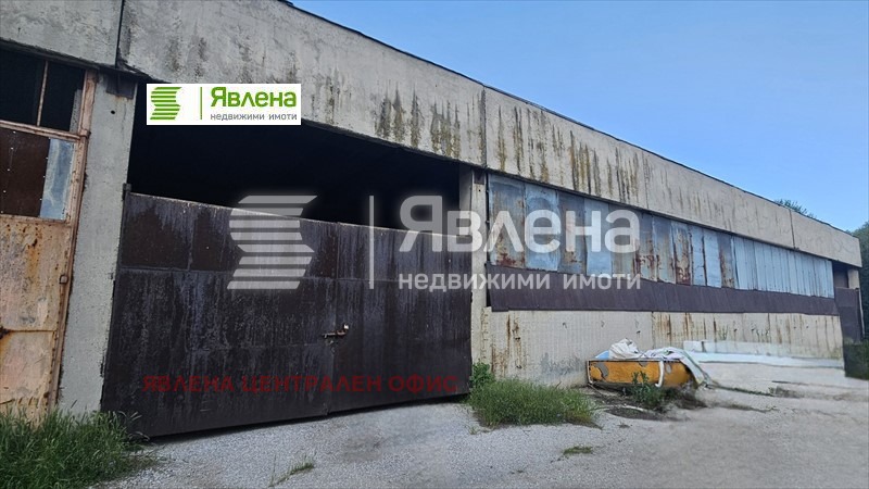 Продава  Склад, област София, с. Алдомировци •  240 000 EUR • ID 66440594 — holmes.bg - [1] 