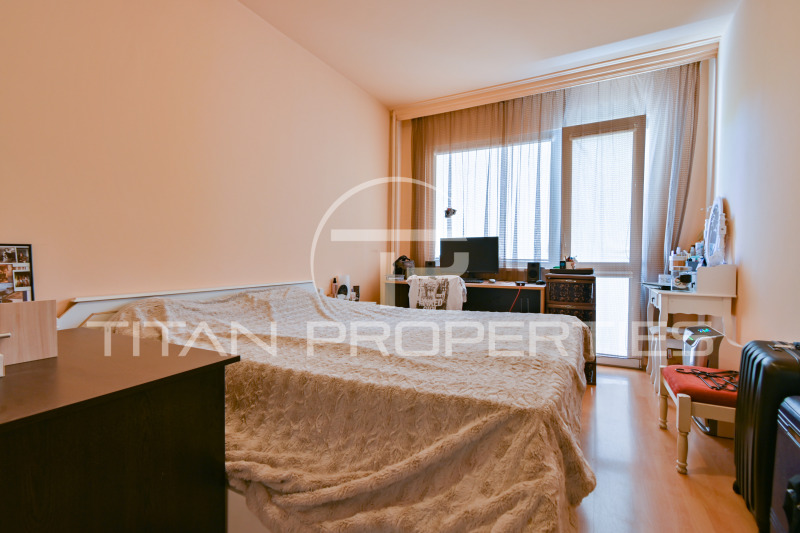 De vânzare  2 dormitoare Sofia , Dârvenița , 85 mp | 61235577 - imagine [5]