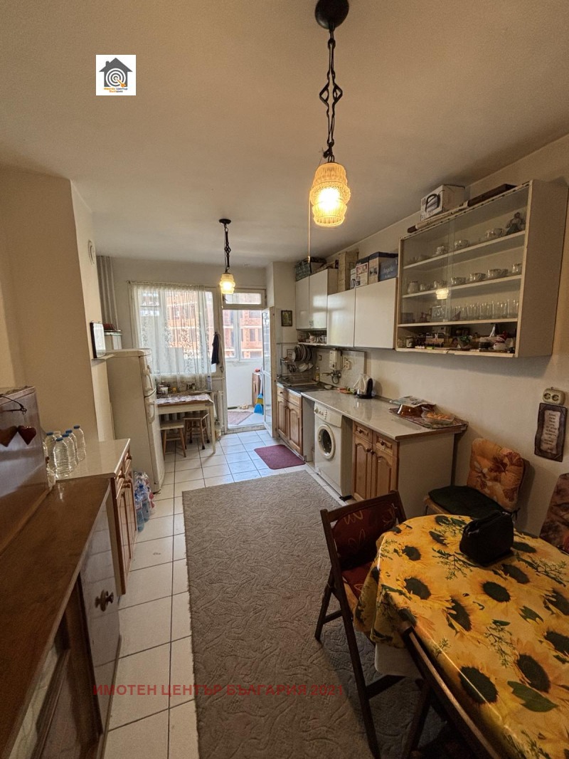 De vânzare  2 dormitoare Sofia , Liulin 5 , 122 mp | 75360407 - imagine [4]