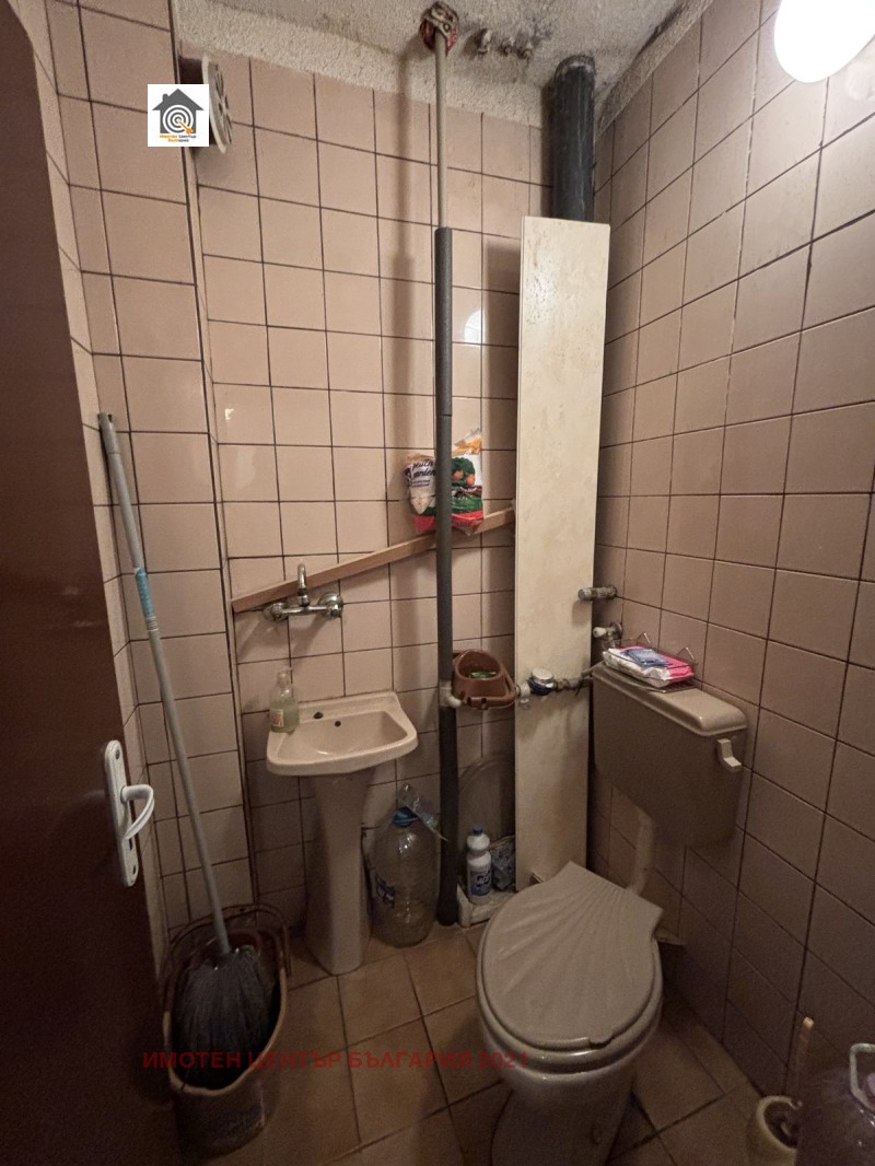 De vânzare  2 dormitoare Sofia , Liulin 5 , 122 mp | 75360407 - imagine [10]