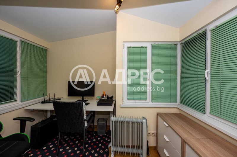 For Sale  3+ bedroom Plovdiv , Tsentar , 142 sq.m | 54230362 - image [7]