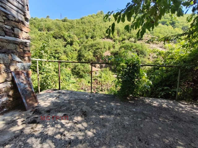Продава КЪЩА, с. Пирин, област Благоевград, снимка 8 - Къщи - 54273841